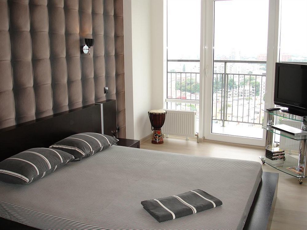 Most City Premium Apartments Днепр Экстерьер фото